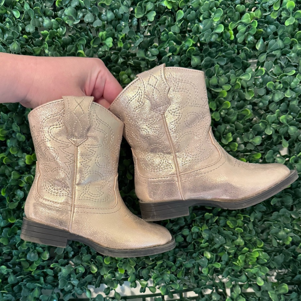 Toddler pink metallic boots